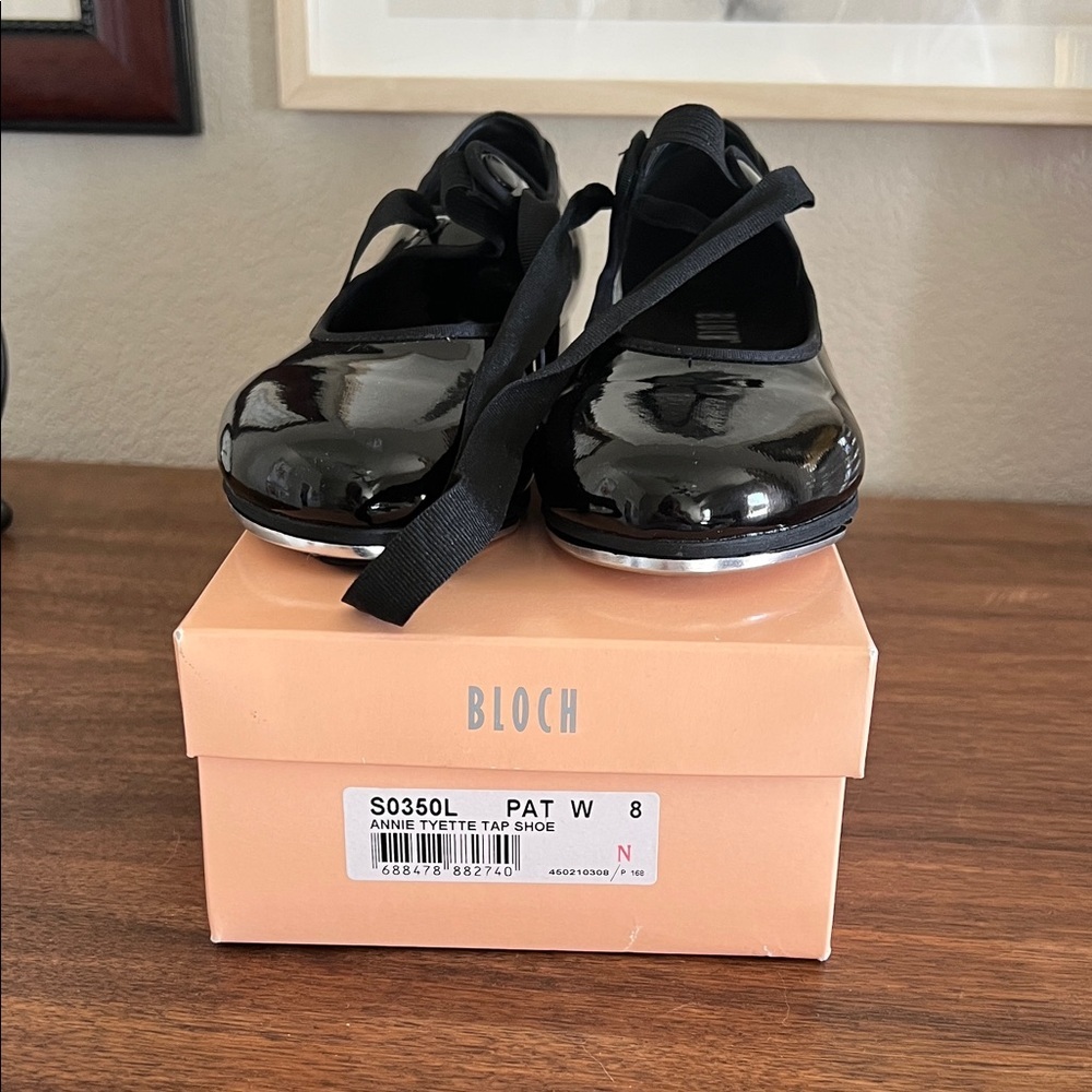 Bloch Black Patent Leather Flats with Ribbon Detail - Picture 2 of 4